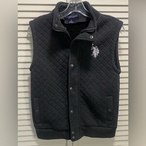U.S. Polo Assn Dark Gray Quilted Vest Snap/Zip Up Collar Sherpa Size 8 Logo‎